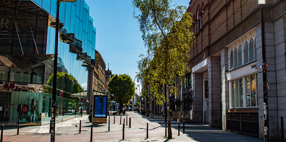 Dublin city stephens green side of grafton street